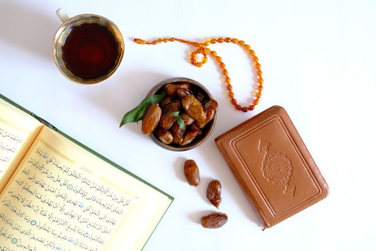 How to Journal During Your Period Without Losing Your Spiritual Rhythm