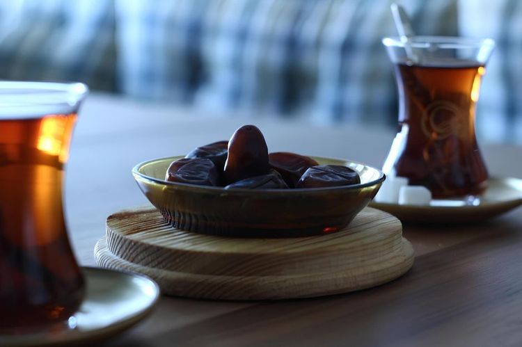 A Ramadan Workweek Journal Reset for Muslim Women Balancing Fasting, Meetings, and Fatigue